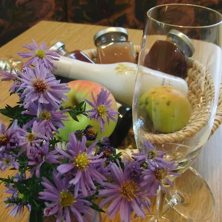 Nyaraló Grabenhansl *